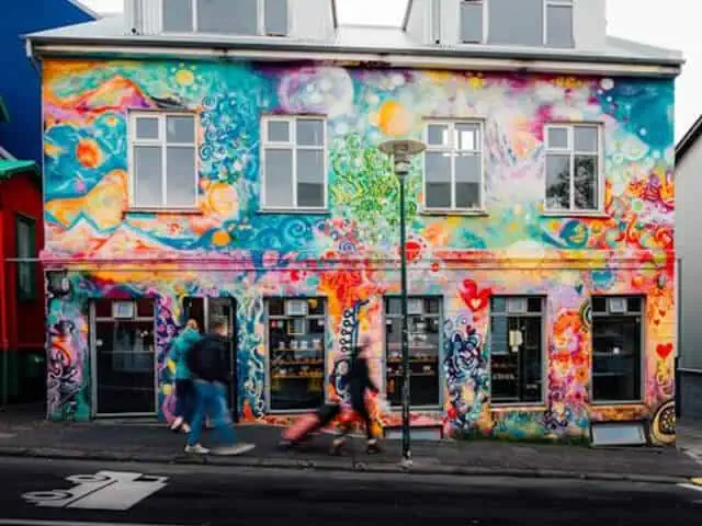 Reykjaviks gatukonst är ett måste att uppleva.