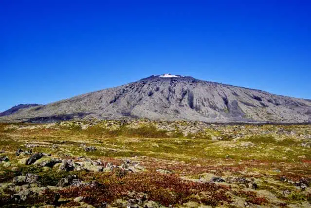 På Röstin restaurang kan du ha Snæfellsjökull som utsikt.