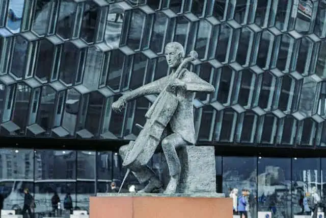 Ta del av isländsk musik i Reykjavik.
