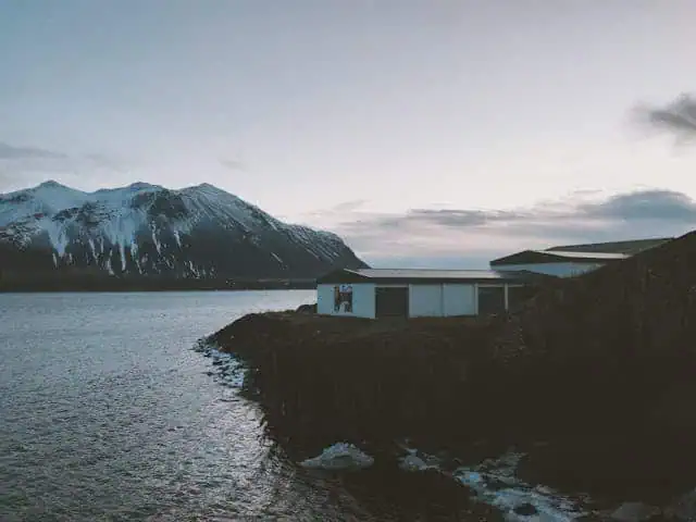 Borgarnes är en av många vackra städer i Island.
